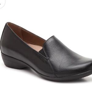 Dansko Farah Black Leather Flats size 39/8